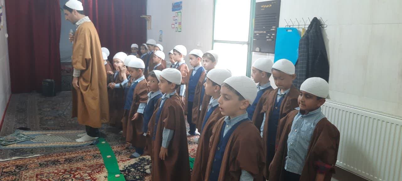 آموزش وضو،اذان و نماز گل پسران پیش دو